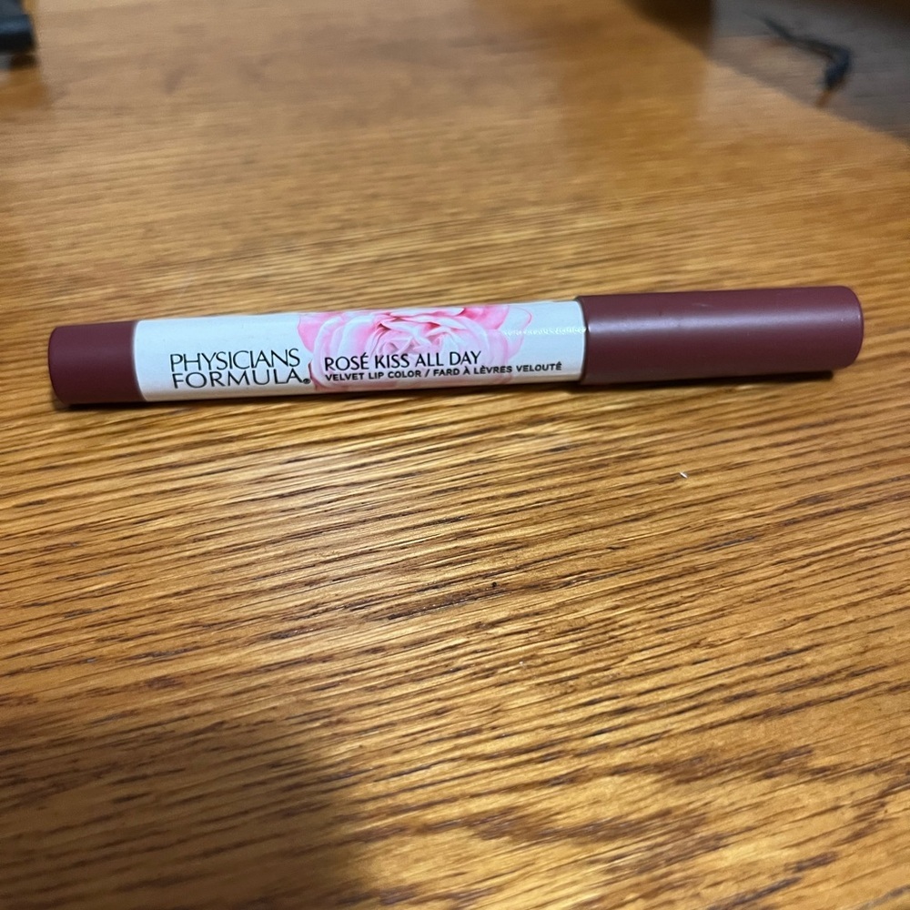 Physicians Formula Rose’ Kiss All Day Wine And Dine Velvet Lip Color 0.15 New